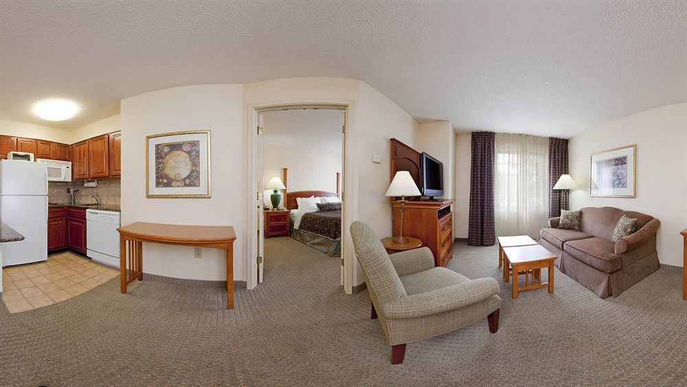 Staybridge Suites Louisville - East By Ihg Luaran gambar